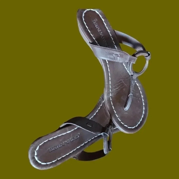 Bernardo matrix leather sandals o ring  7M - Picture 3 of 7